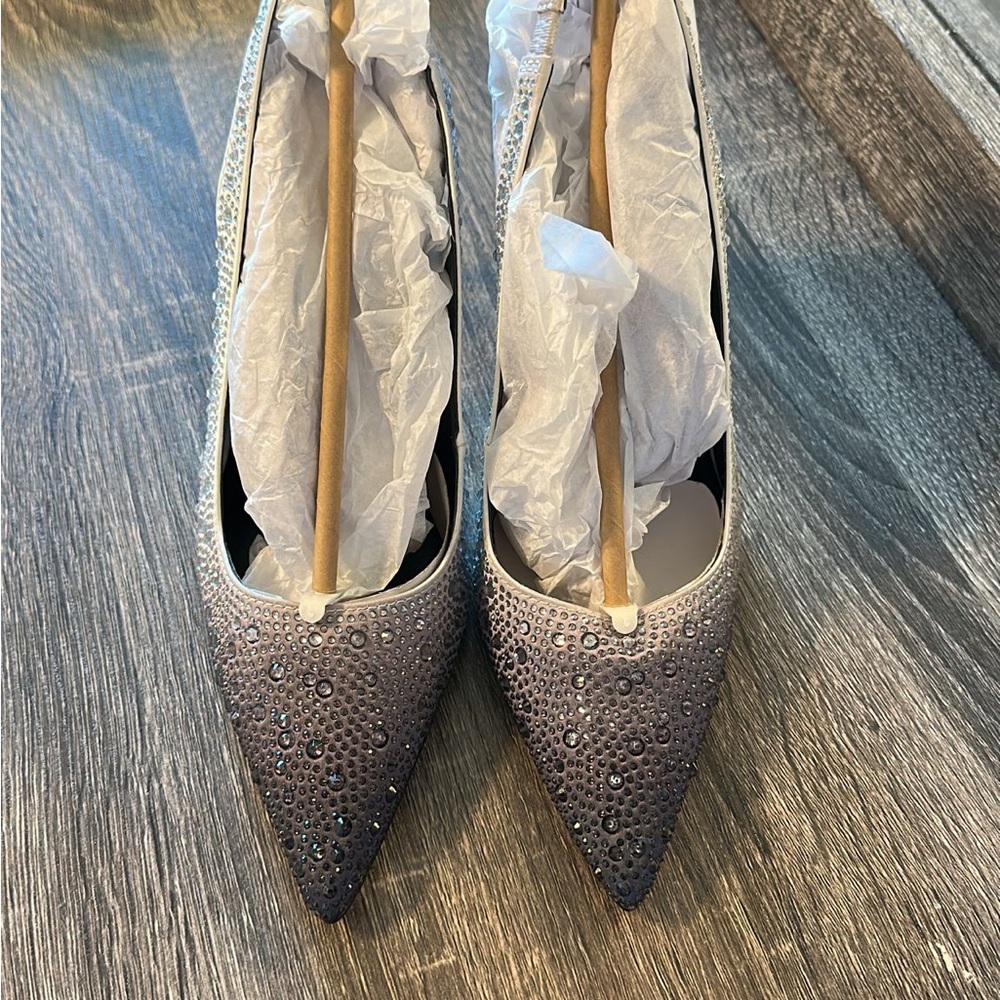 Elegant Gray Women's Shoes